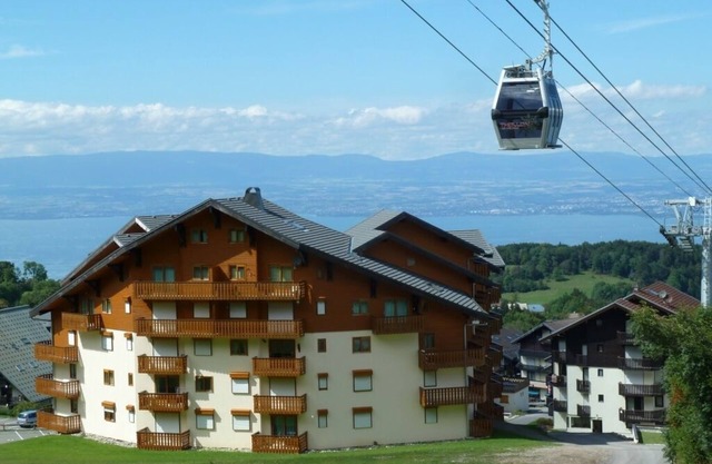 Apartment in a chalet at the residence L'Igloo