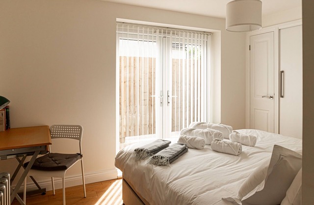Apartment in Headington with free parking