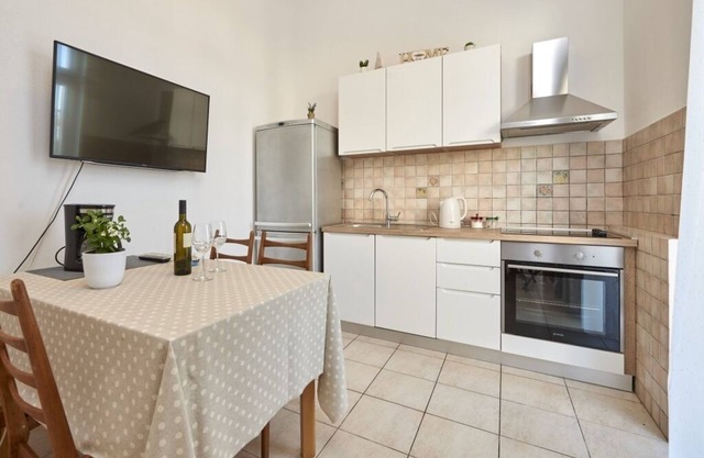 Apartment in Slatine with Terrace, Air condition, WIFI (4789-1)