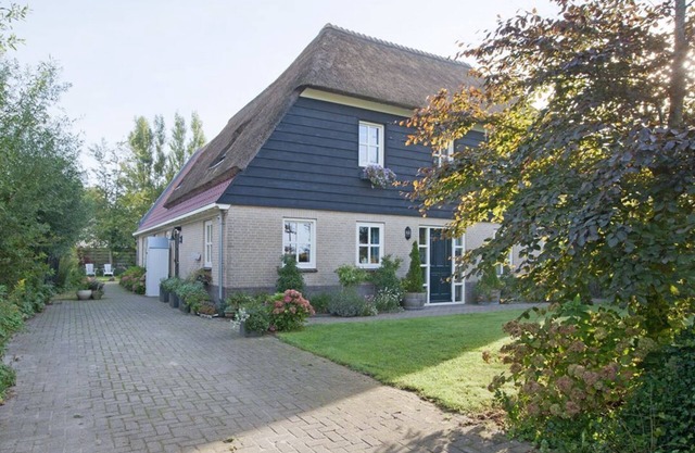 Apartment in Wieringer farmhouse.