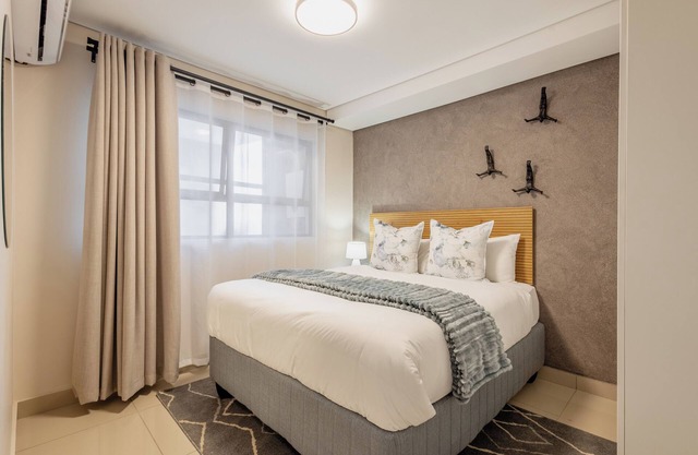apartment is close to everything beautiful and Morden . Free WiFi and parking