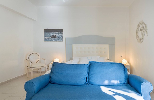 Apartment 'Ismini Side Sea View' with Shared Garden, Wi-Fi and Air Conditioning