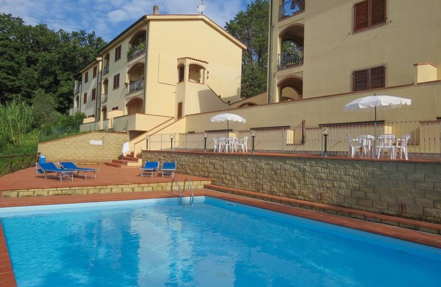 Apartment with panoramic views, quiet location