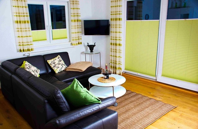 Apartment 'Jägerstube' with Shared Garden, Balcony and Wi-Fi