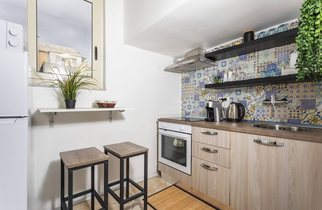 Apartment 'Kataneasyhouse' with Private Terrace, Wi-Fi and Air Conditioning