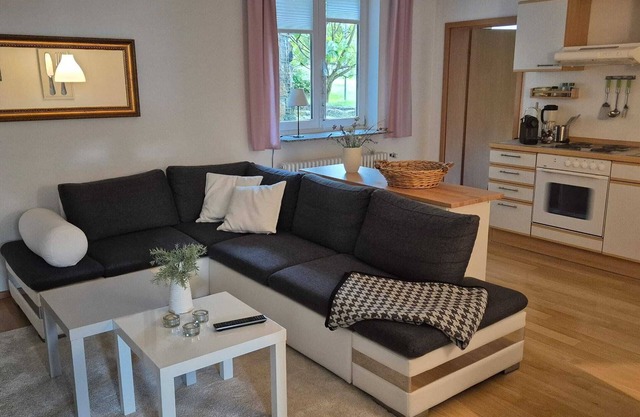 Apartment 'Kleine Pause' with Private Terrace, Private Garden and Wi-Fi