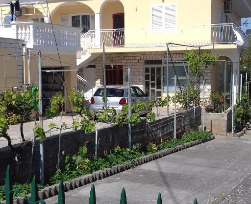 Apartment Kukljica 8277b