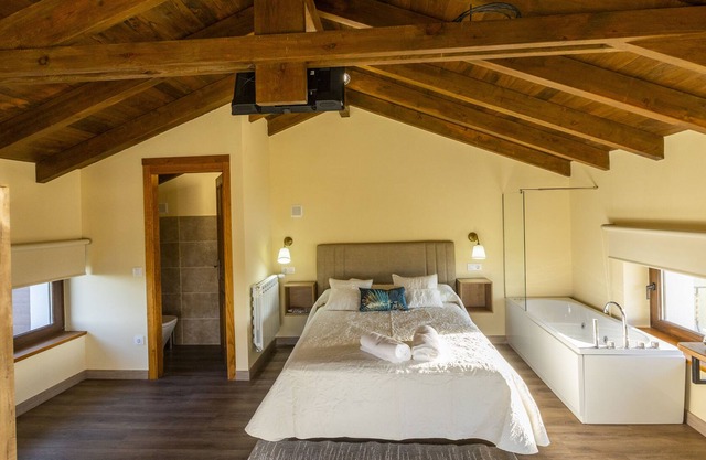 Apartment La LLonga-Casona del Campo in western Asturias