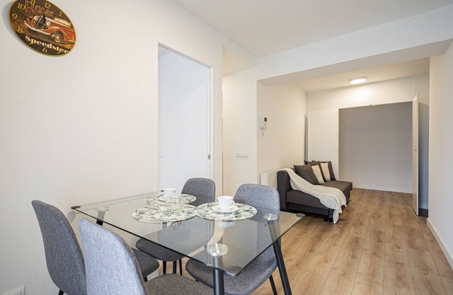 Apartment La Vaguada M (PMO10)