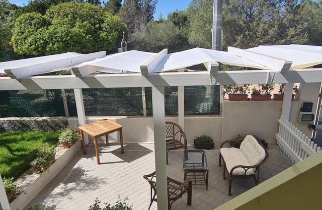 Apartment 'Le Vele' with Private Terrace, Private Garden and Wi-Fi