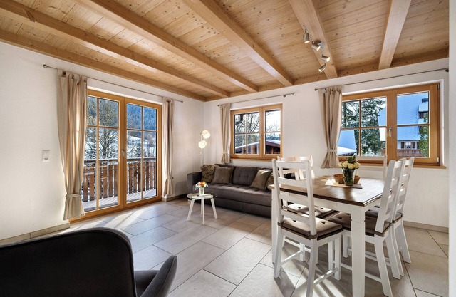 Apartment 'Leibgeding' with Mountain View, Shared Terrace and Wi-Fi