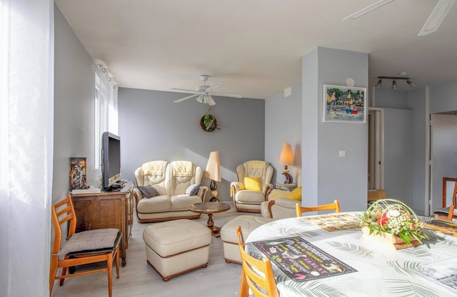 Apartment 'Lumineux' with Private Terrace, Private Garden and Wi-Fi