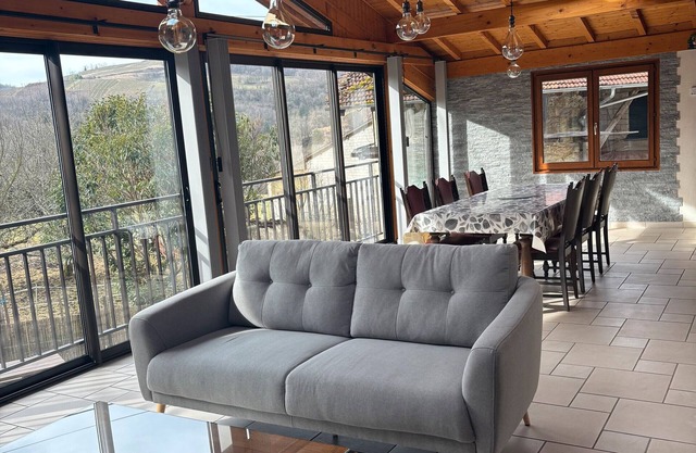 Apartment 'Maison Dans Un Village Viticole' with Private Garden, Balcony and Wi-Fi