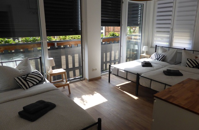 Apartment Martin Luther, 3 bedrooms, free Wifi, free parking, close to the center