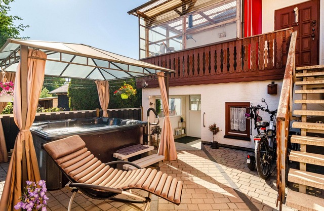 Apartment 'Mit Herz' with Shared Terrace, Shared Garden and Wi-Fi