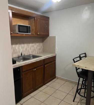 Apartment near Consulate and USA