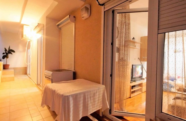 Apartment Nia (94631-A1) - Budva