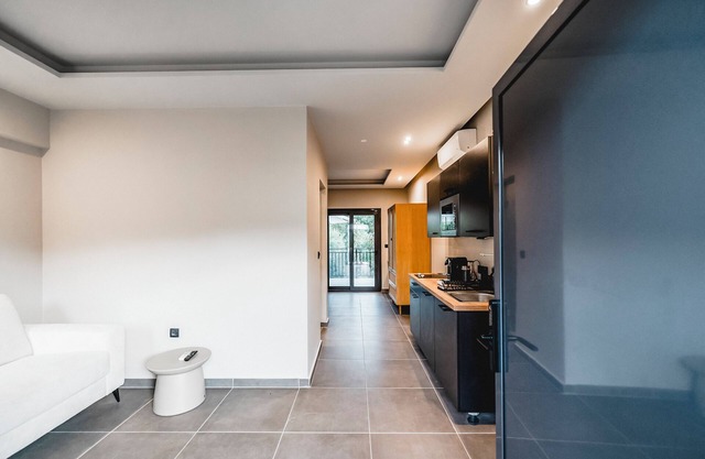 Apartment 'Nima 2' with Shared Terrace, Wi-Fi and Air Conditioning