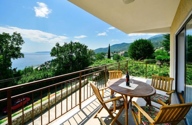 Apartment Nives by Interhome