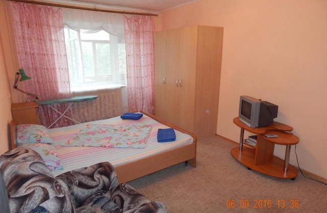 Apartment on Kommunisticheskaya 33