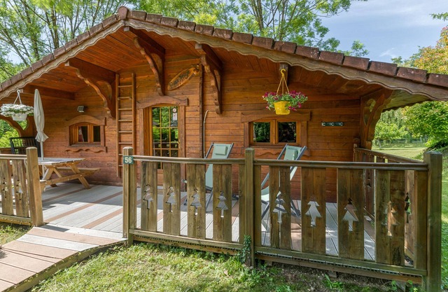 Apartment 'Perce Neige' with Mountain View, Wi-Fi and Air Conditioning