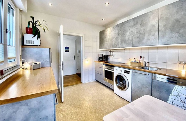 Apartment-Private Bathroom