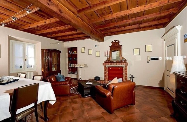 Apartment-Private Bathroom-City view-Verdi