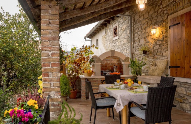 Apartment "Roža" with beautiful balcony