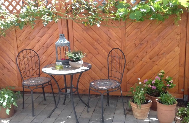 Apartment 'Ruth' with Private Terrace and Wi-Fi