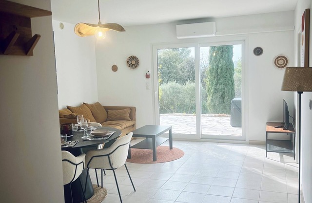 Apartment Saona pool and jacuzzi