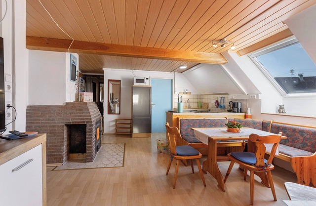 Apartment 'San Bol' with Shared Terrace, Shared Garden and Wi-Fi