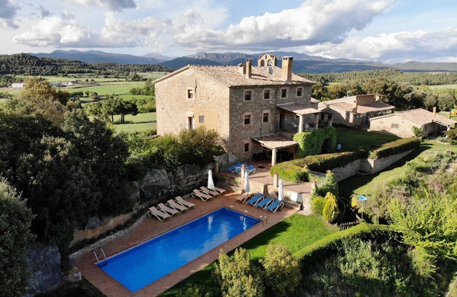 Apartment 'Sant Grau 2' with Mountain Views, Shared Pool and Wi-Fi