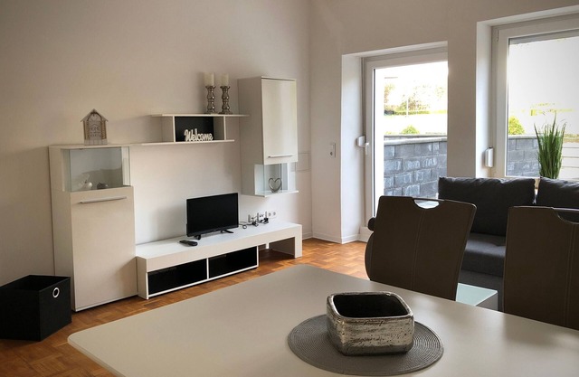 Apartment 'Schneiders 4' with Shared Terrace, Shared Garden and Wi-Fi