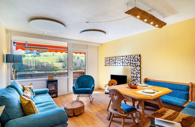 Apartment 'Schwarzwald Wölkchen' with Mountain View, Shared Garden and Wi-Fi