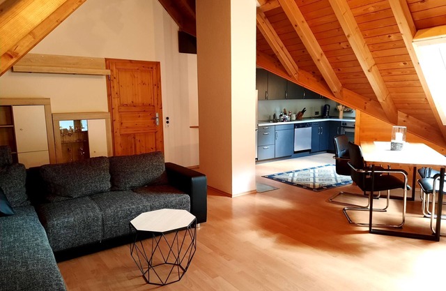 Apartment 'Schwarzwaldfeder' with Mountain View, Balcony and Wi-Fi