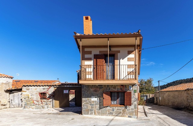 Apartment 'Siesta Y Brisca' with Mountain View, Terrace and Balcony