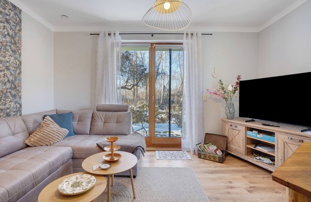 Apartment 'Spreequartier' with Lake View, private Terrace and Wi-Fi