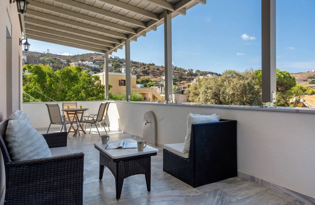 Apartment 'Sunset Realty' with Shared Terrace, Wi-Fi and Air Conditioning