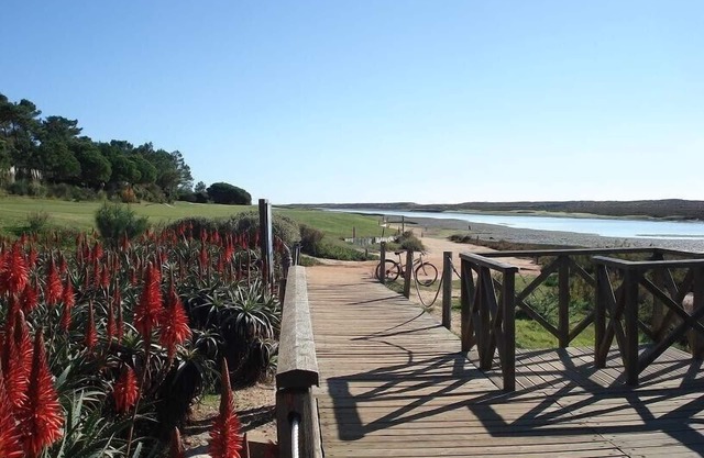 Apartment (T1) near the beach in luxury residential area