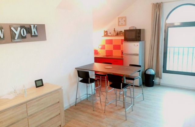 Apartment T2 50 m², Free Parking