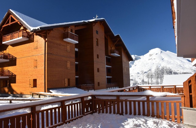 Apartment Terrace - Ski slopes 3 minutes walk away - 3 rooms for 6 people 40 m2