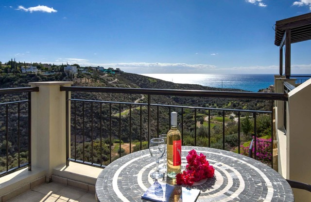 Apartment U6 Vouni - One Bedroom Apartment, Sleeps 2