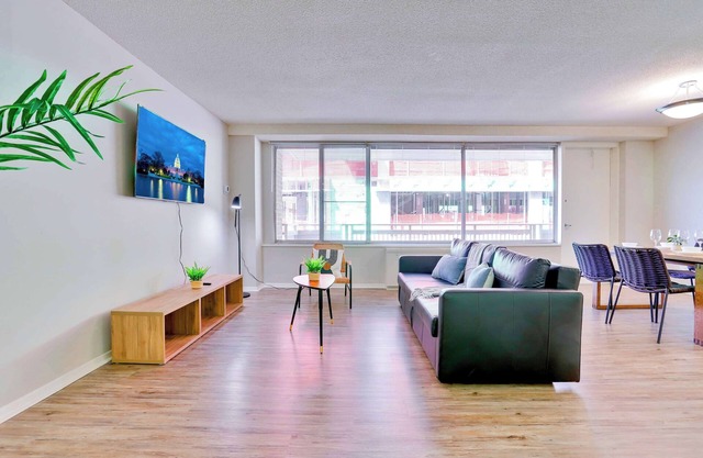 Apartment W Gym – Minutes from D.C.