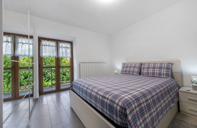 Apartment 'Welcome Home 1' with Mountain View, Balcony and Wi-Fi