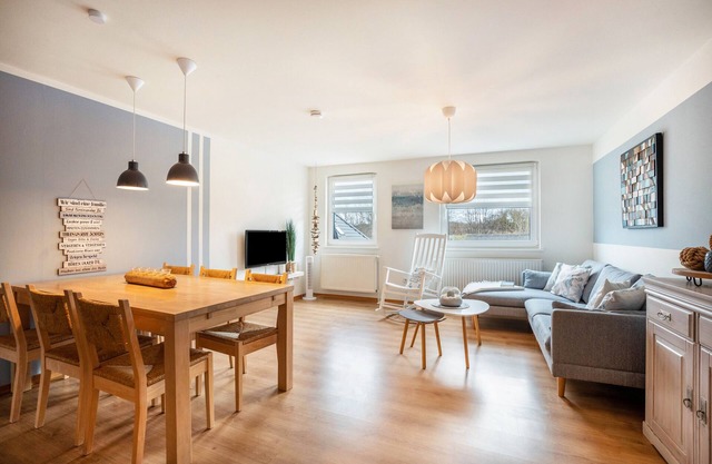 Apartment 'Wellenreiter' with Shared Garden and Wi-Fi