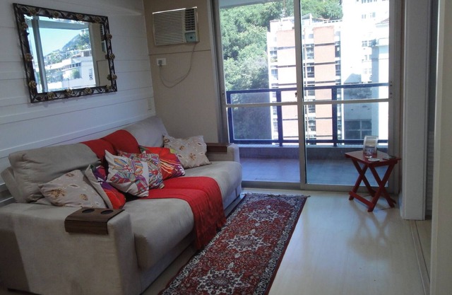 Apartment with 2 bedrooms, services and garage in Humaitá, Lagoa and Christ view