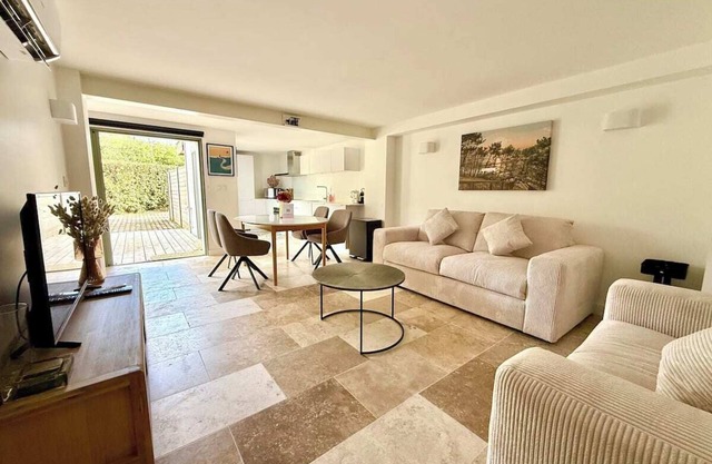 Apartment with garden at Pyla sur mer 100m from the beach