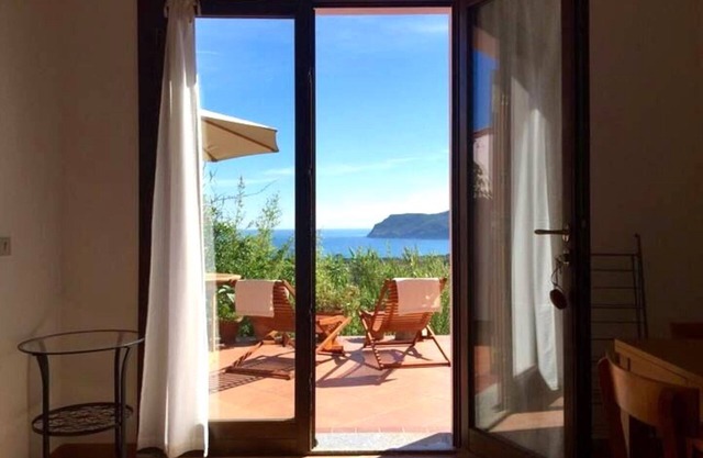 Apartment with splendid sea view