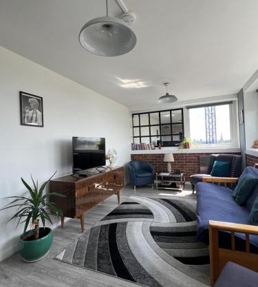 Apartment with stuning city views close to center