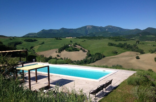 Apartment with swimming pool near Urbino/Gubbio/sea-10% by December 2019